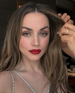 [2025.05.23] melaniemakeup_499783981_18506192596056516_6180926526639964488_n.jpg