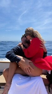 [2025.05.25] lindsaydemyan_3640418775430803395.jpg