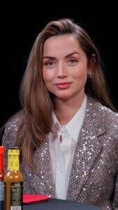 [2025.05.27] firstwefeast_DKK9yyJ3Ki.jpg