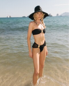 [2025.05.30] nakdfashion_502457740_1318054759692174_7211701183658598798_n.jpg