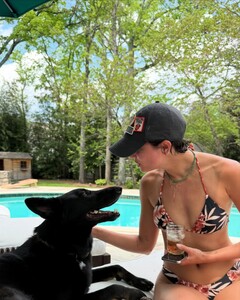 [2025.05.05] taylor_hill_495173505_18507139945024492_3967054168688700871_n.jpg