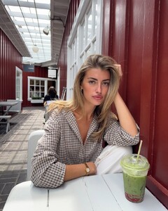 8 500988419_18504959545009337_2375650296904805500_n.jpg