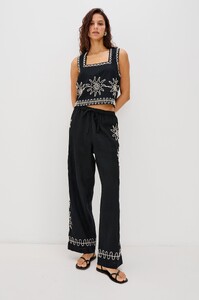 AKIRA-SUN-EMBROIDERY-3A_1690x.jpg