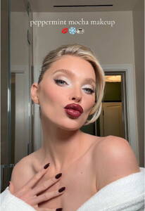 Elsa Hosk - TikTok 08.jpg