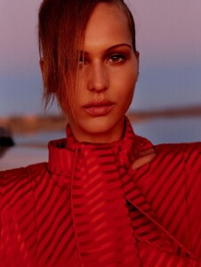 Financial Times - HTSI Magazine 05172025_9.jpg