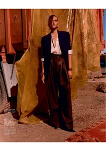 Financial Times - HTSI Magazine 2025_3.jpg