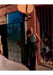 Financial Times - HTSI Magazine 2025_7.jpg