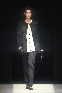 Giorgio Armani 1992 Women RTW 1.jpg