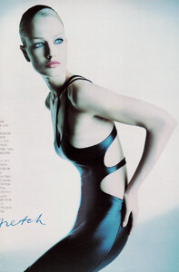 KarenM_1995-02MarieClaireITA-StileInNero-08.thumb.jpg.386c0778a369fe6453cf51ab7011999d.jpg