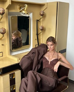 KrystynaP - MetroModels portfolio - 1668166926-8a13e63f2.jpg