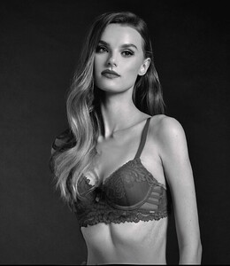 KrystynaP - MetroModels portfolio - 1668166930-114a17893.jpg