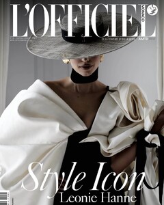 L'Officiel Monaco Fall 2022.jpg
