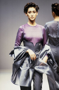 Lanvin 1992 Women RTW 49.jpg
