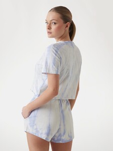 Lauren Alex -  Guess_Tie-dyed logo T-shirt Women-5 - V5GI19I3Z14-F46Q-ALT2.jpg