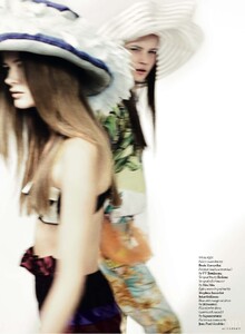 Olins_Another_Magazine_Spring_Summer_2008_04.jpg
