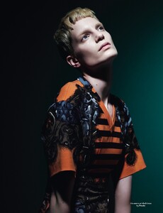 Vanderperre_AnOther_Magazine_Spring_Summer_2011_10.jpg