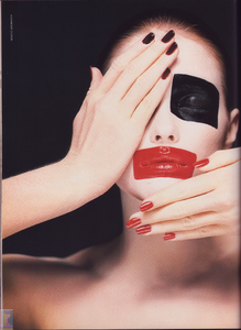 VogueBellIT-n5-dec82 (1).png