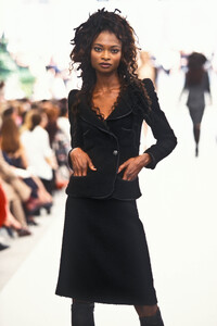 ds f97chanel-HC-04b.jpg