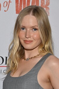 ellie4-33.jpg