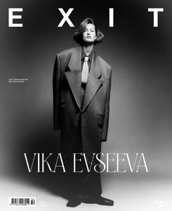 exit-magazine-ss2025_18.jpg