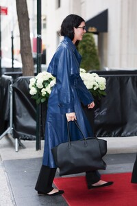 kendall-jenner-s-effortless-elegance-on-the-upper-east-side-2.jpg