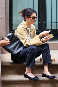 kendall-jenner-s-effortless-nyc-street-style-05.03.2025-8.jpg