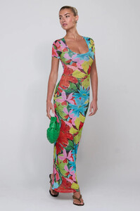 nari-dress-in-tropicana-331137.jpg
