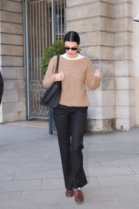 paris-style-moment-with-kendall-jenner-1.jpg