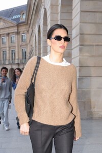 paris-style-moment-with-kendall-jenner-2.jpg