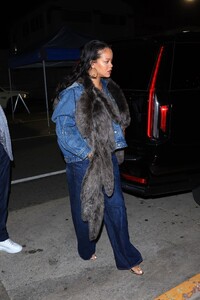 rihanna-reinvents-double-denim-at-giorgio-baldi-dinner-6.jpg