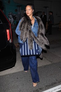 rihanna-reinvents-double-denim-at-giorgio-baldi-dinner-9.jpg