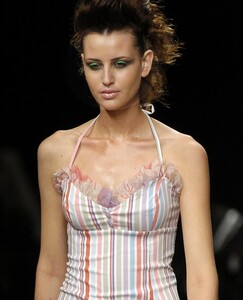 rw s05stellaCadente-15m  naevus_épauleD  mhq.jpg