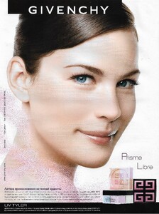 vogue ru dec 2006 15.jpg