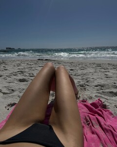 [2025.02.07] celinebethmann_476299032_18336142822158308_9094964552469989533_n.jpg