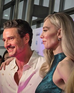 [2025.05.31] radiodisneymx_503032372_18509239114046336_2714142984290445826_n.jpg