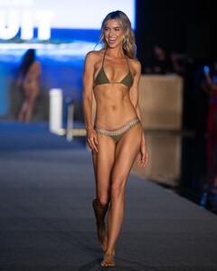 [2025.06.02] ally.m.mason_503028087_18505554883044602_591766190895442413_n.jpg