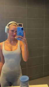 [2025.06.02] scarlett.mayer__3646495779160172139.jpg