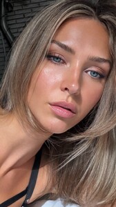 [2025.06.07] rachelc00k_504385962_18507580432029714_466259528023986987_n..jpg