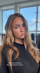 [2025.06.09] idazeile_504418621_18507542875044174_3842226956018396872_n..jpg