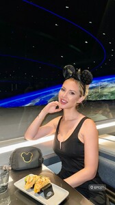 [2025.06.12] tiffanytothxoxo_505453615_18509362690017325_8114343618617045269_n..jpg