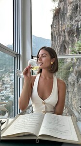 [2025.06.15] carmellarose_505812985_18517087513035727_4493856778587963518_n..jpg