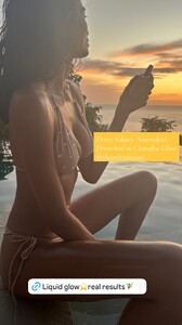 [2025.06.17] kellygale_506392016_18509772307013580_3302258501457447422_n..jpg