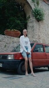 [2025.06.21] jimmychoo_DLKmF0OIsrA.jpg