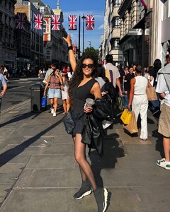 [2025.06.23] evamurati_509622549_18517635574021260_8494287878461072595_n.jpg