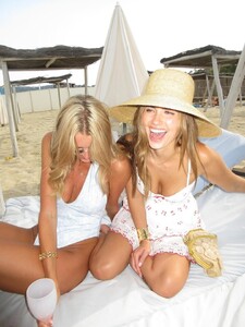 [2025.06.27] loveshackfancy_503563194_18514702129031905_391036352166760920_n.jpg