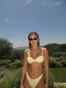 [2025.06.29] loveshackfancy_504001655_18515038414031905_1796434144442433711_n.jpg