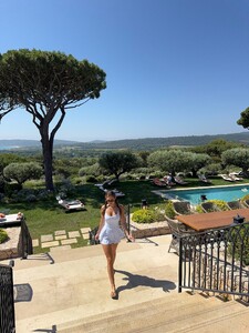 [2025.06.29] loveshackfancy_511520069_18515100493031905_6036995637923945289_n.jpg