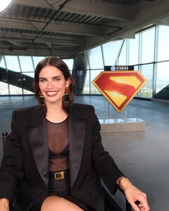 [2025.06.29] sarasampaio_514048876_18518892532058288_3086329750295050809_n.jpg