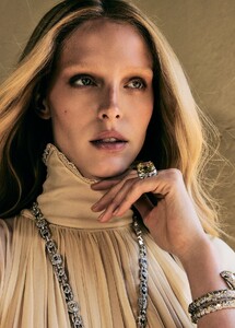 Abby Champion x Bvlgari_7.jpg