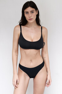 Alejandra 1687248209-db1a7d3c852d7ebfb0bfd5f6677a06d8.jpg